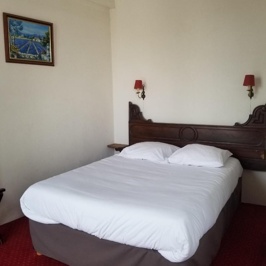 Logis Hotel Du Terreau Маноск Екстериор снимка