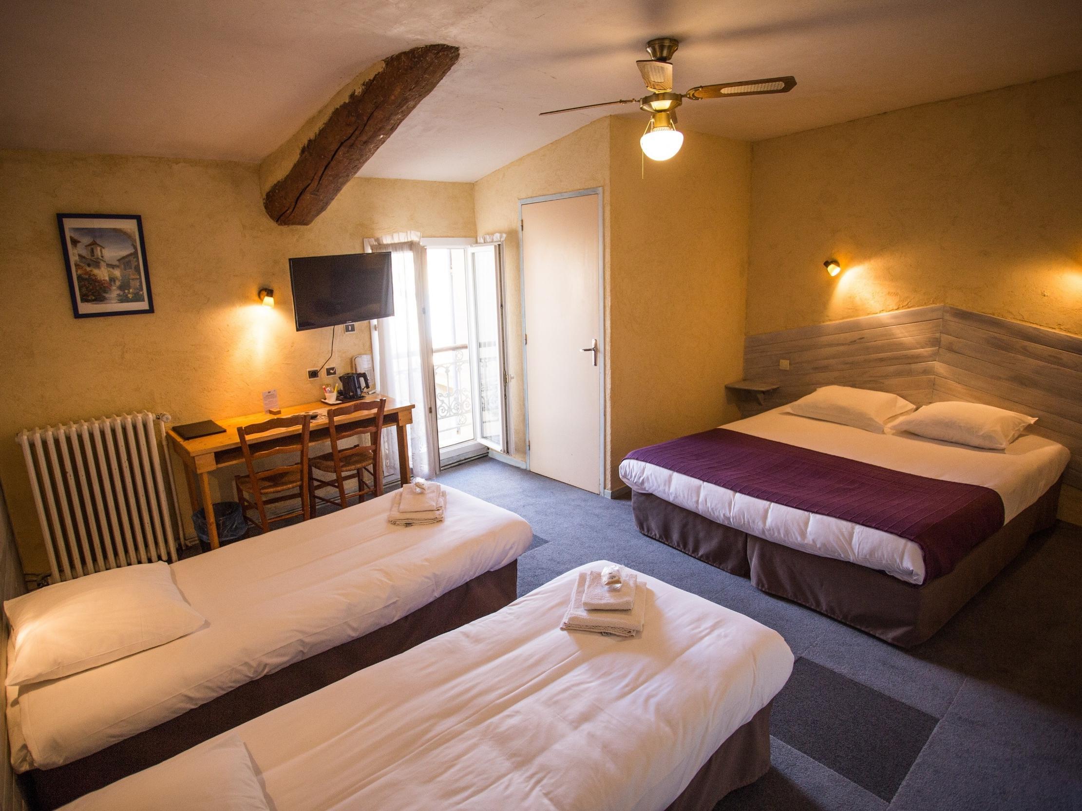 Logis Hotel Du Terreau Маноск Екстериор снимка