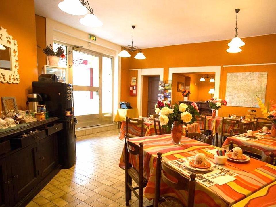 Logis Hotel Du Terreau Маноск Екстериор снимка