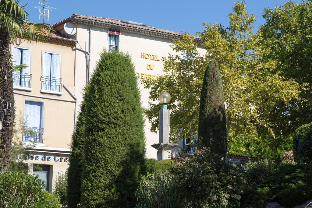 Logis Hotel Du Terreau Маноск Екстериор снимка
